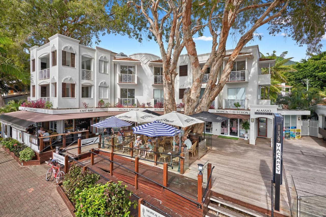 Alassio Beachfront Apartments Palm Cove Exterior photo
